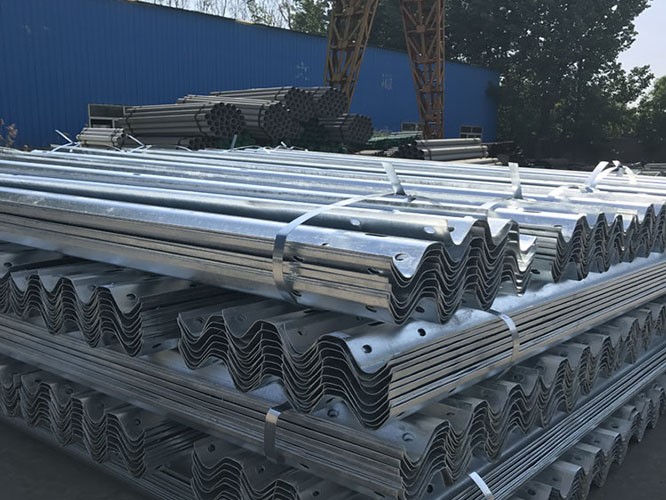 GUARDRAIL PLATE